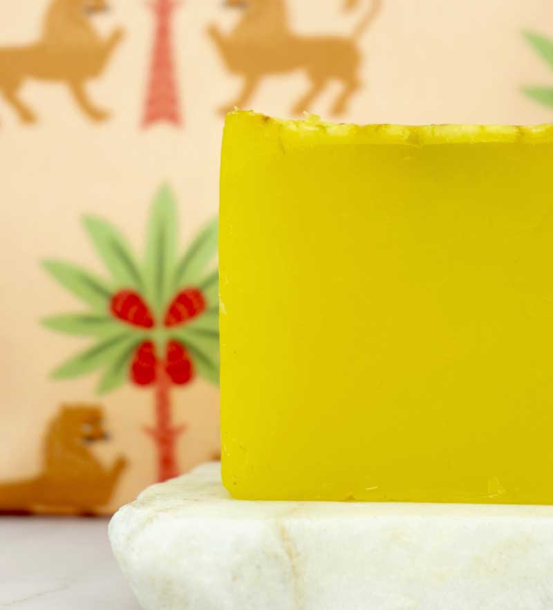 Pochette viaggio con sapone naturale fiori d'arancio artigianale