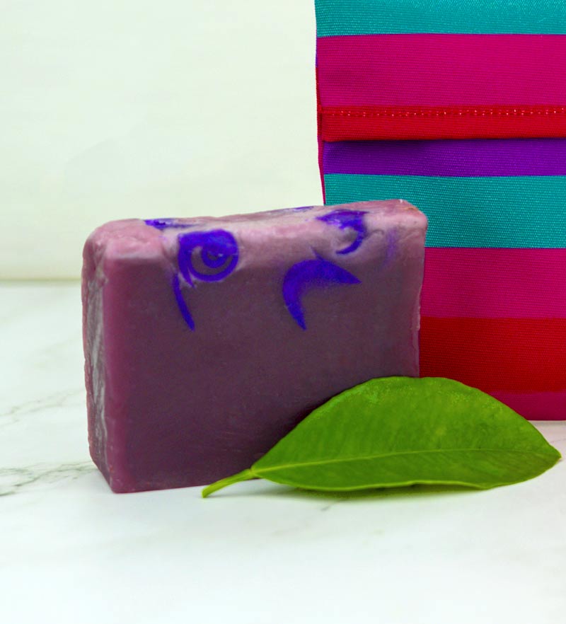 Viola del Mediterraneo - Set Porta Sapone idrorepellente & Sapone all’olio di Argan