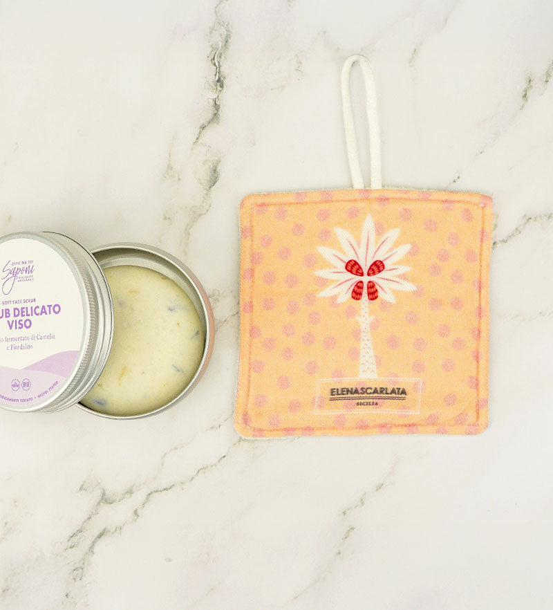 Royal Palm Facial Set – Gentle Solid Facial Scrub & Exfoliating Pad